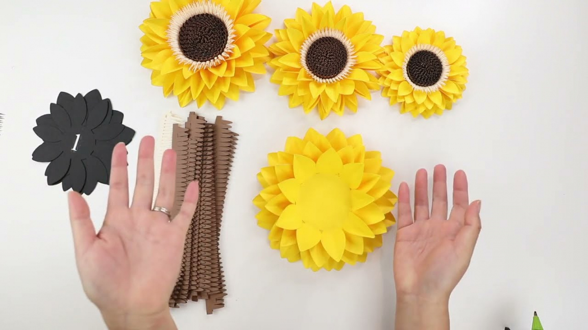 Mini Sunflower Template FULL Tutorial  IN-DEPTH WITH TIME STAMPS - FREE Printables - Paper Sunflower Template