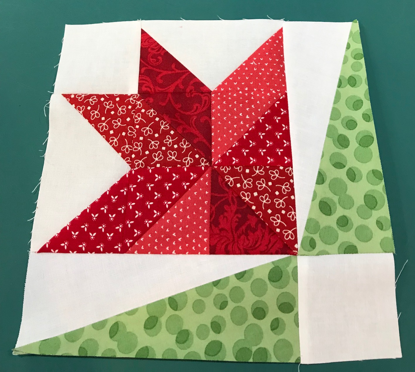 Free Quilt Block Pattern For A Beautiful Flower - Pieced Brain for Free Printable Flower Paper Piecing Patterns For Quilting