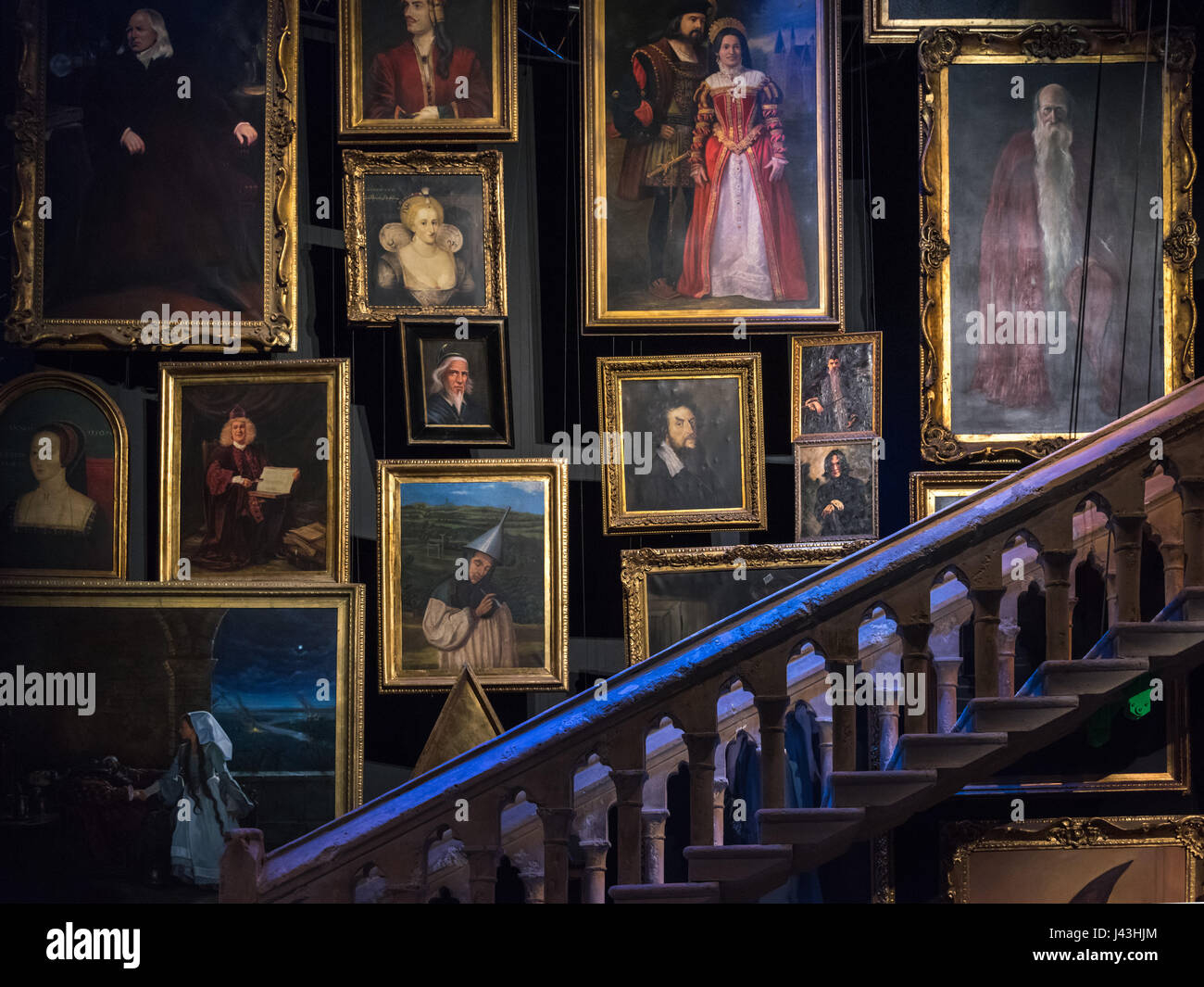 Staircase &amp;amp; Portraits, Making Of Harry Potter, Warner Bros. Studio in Staircase Hogwarts Portraits Printable