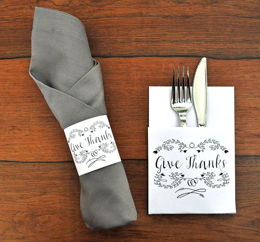 Give Thanks Thanksgiving Place Setting Set | with Free Printable Thanksgiving Utensil Holder