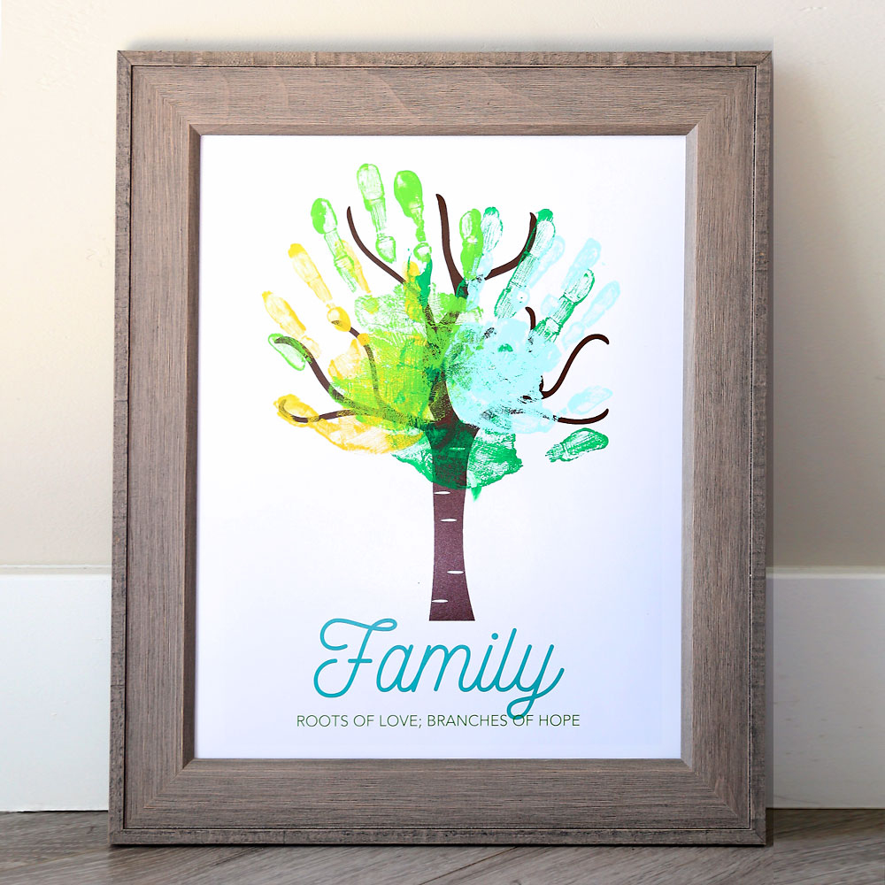 Make An Adorable Family Handprint Tree {Great Gift Idea} - It&amp;#039;S pertaining to Father&amp;amp;#039;s Day Handprint Tree Free Printable