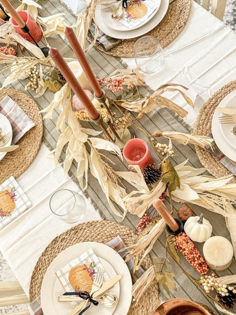 Stylish Thanksgiving Table Settings & Free Printable Place Cards pertaining to Printable Thanksgiving Table Decorations