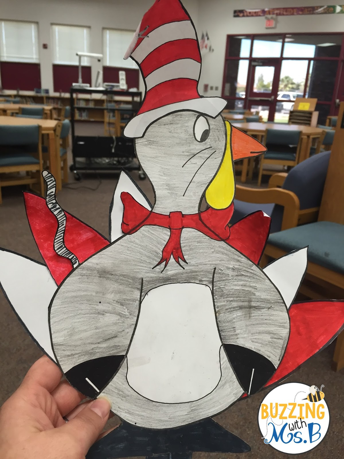 Turkeys In Disguise! Library Contest &amp;amp; Book Project - Buzzing With for Turkey Disguise Cat in the Hat